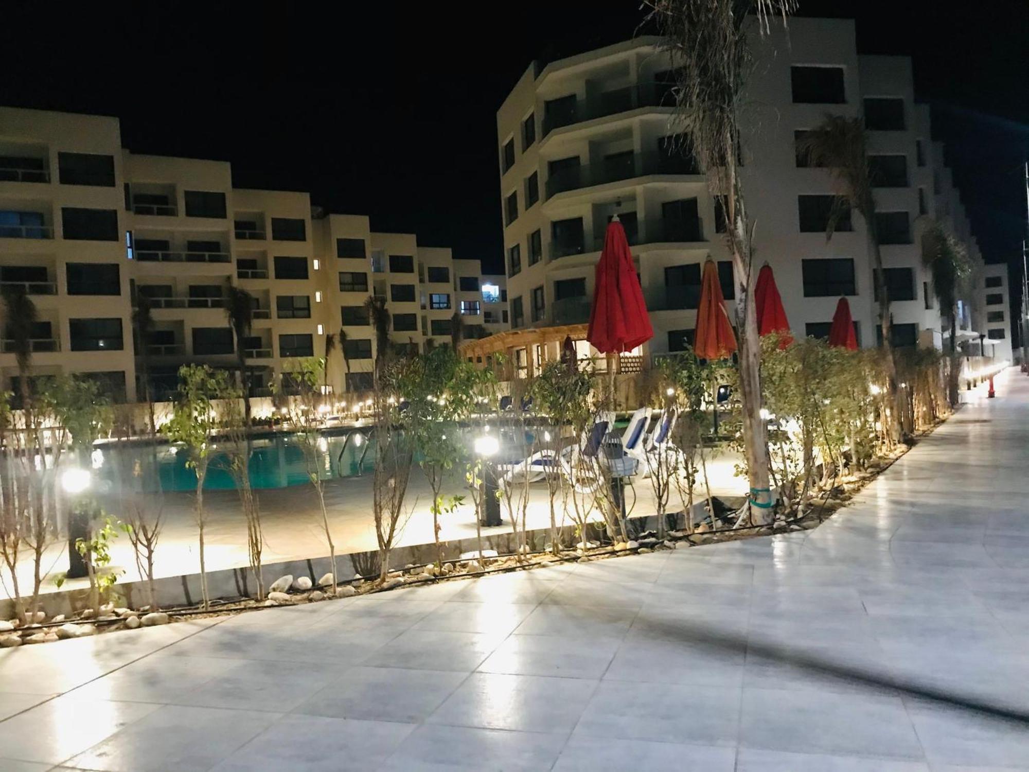 Porto Said Tourist Resort Luxury Hotel Apartment 'Ezbet Shalabi el-Rudi Exterior foto