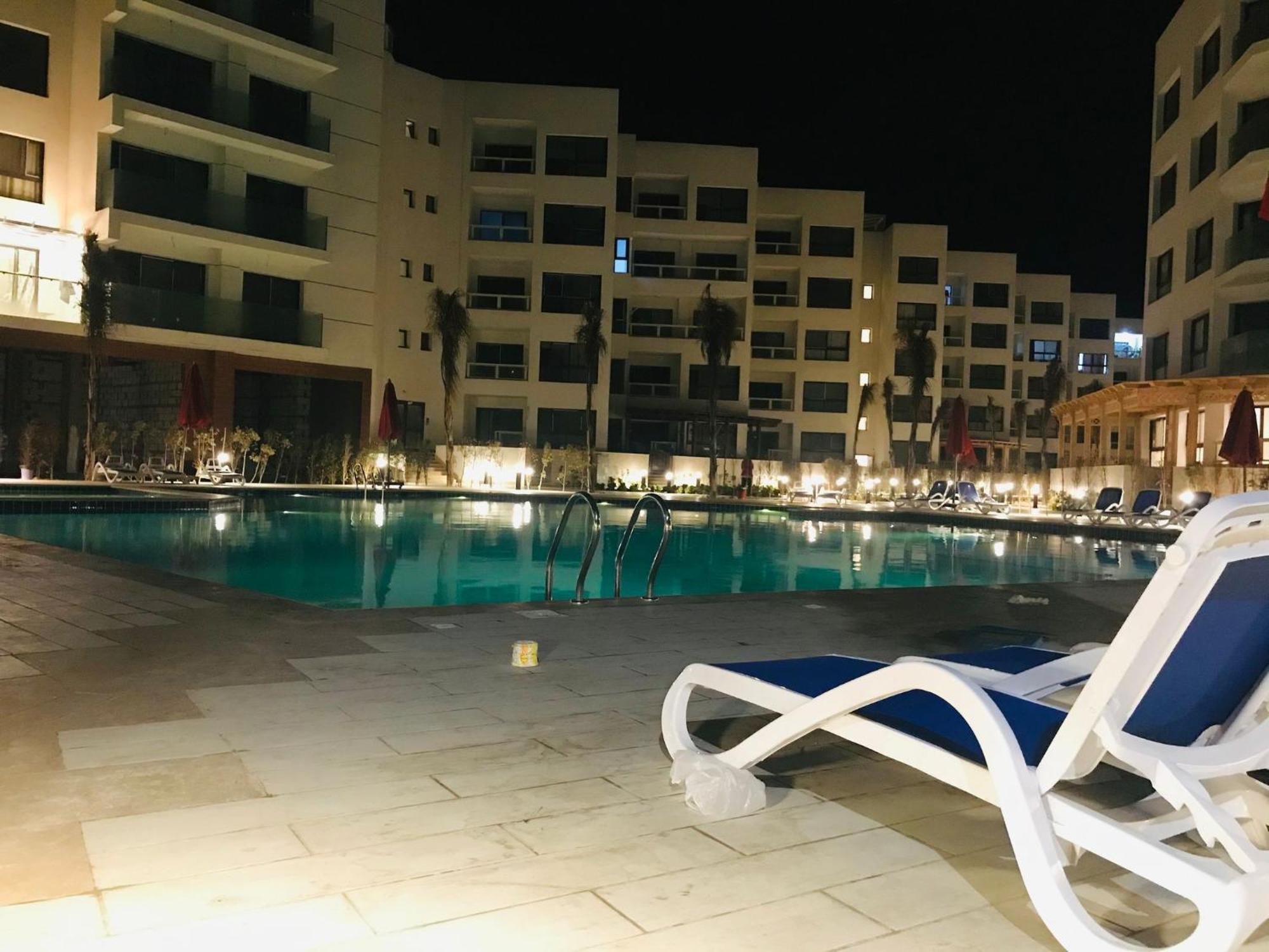 Porto Said Tourist Resort Luxury Hotel Apartment 'Ezbet Shalabi el-Rudi Exterior foto